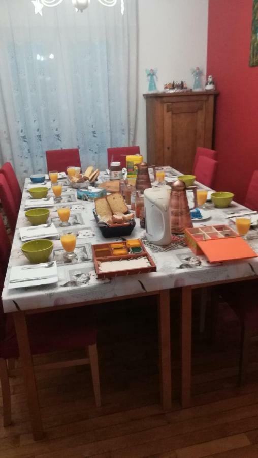 Au Gre Des Sentiers Chez Marie Et Pierre Bed & Breakfast Saint-Die-des-Vosges Dış mekan fotoğraf